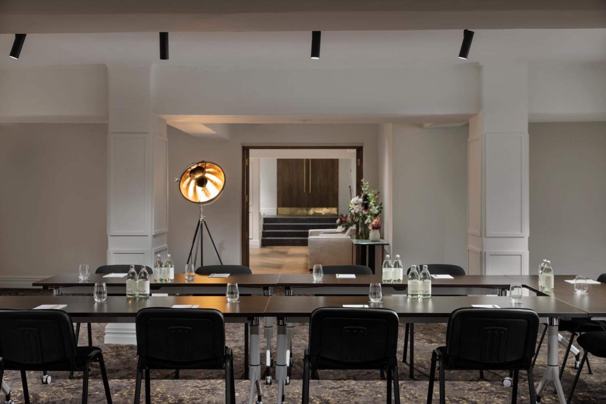 Fable Auckland, Mgallery Kültér fotó The meeting room